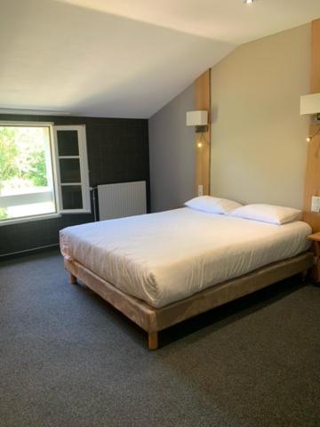 Logis Auberge De La Riviere Les Velluire-sur-Vendee Экстерьер фото