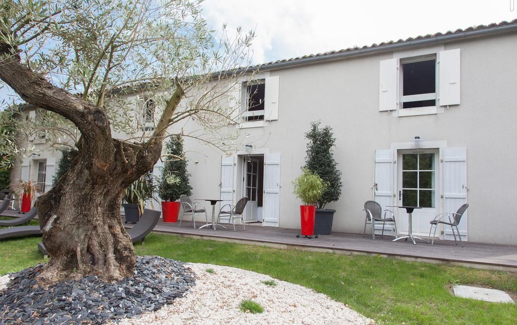 Logis Auberge De La Riviere Les Velluire-sur-Vendee Экстерьер фото